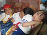 帰りのバスは、おやすみなさい・・・Zzz