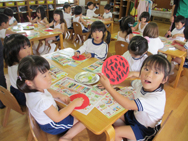 しっかりすいかの色を塗って...タネもできたよ!