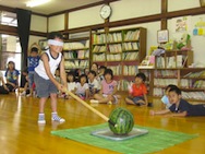 みんなですいかわりをしたよ!!