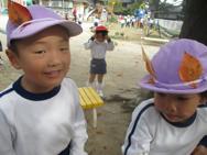 落ち葉あそび