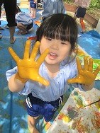 絵の具遊び