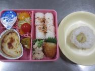給食メニュー<