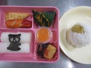 給食メニュー<