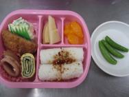 給食メニュー<