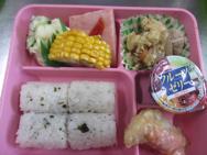 給食メニュー<
