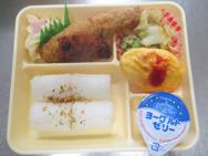 給食メニュー<