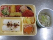 給食メニュー<