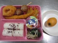 給食メニュー<