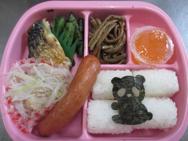 給食メニュー<