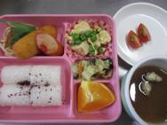 給食メニュー<
