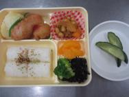 給食メニュー<