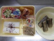 給食メニュー<