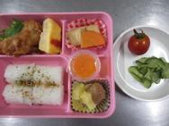 給食メニュー<