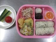 給食メニュー<