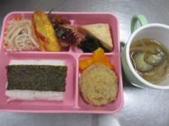 給食メニュー<