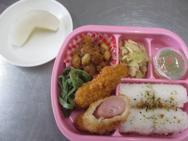給食メニュー<