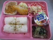 給食メニュー<