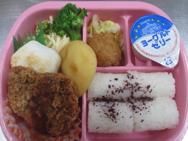 給食メニュー<