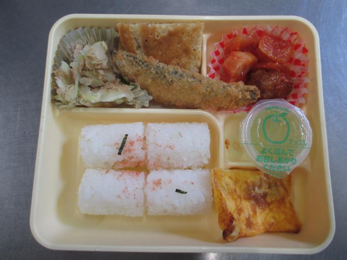給食メニュー<