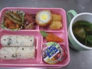 給食メニュー<