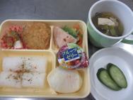 給食メニュー<