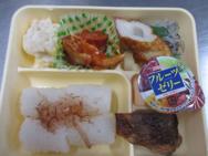 給食メニュー<