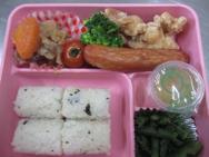 給食メニュー<