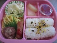 給食メニュー<
