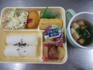 給食メニュー<