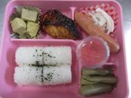給食メニュー<