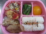 給食メニュー<