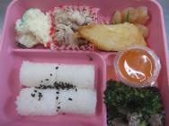給食メニュー<