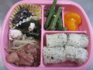 給食メニュー<