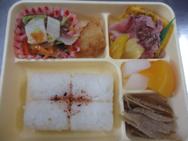 給食メニュー<