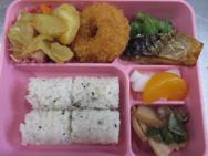 給食メニュー<