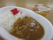給食メニュー<