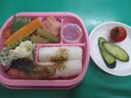 給食メニュー<