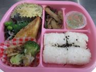 給食メニュー<