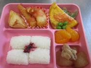 給食メニュー
