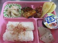 給食メニュー