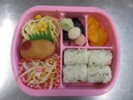 給食メニュー