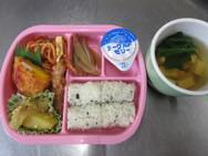 給食メニュー