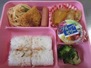 給食メニュー