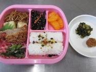 給食メニュー