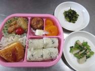給食メニュー
