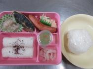 給食メニュー