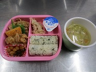 給食メニュー